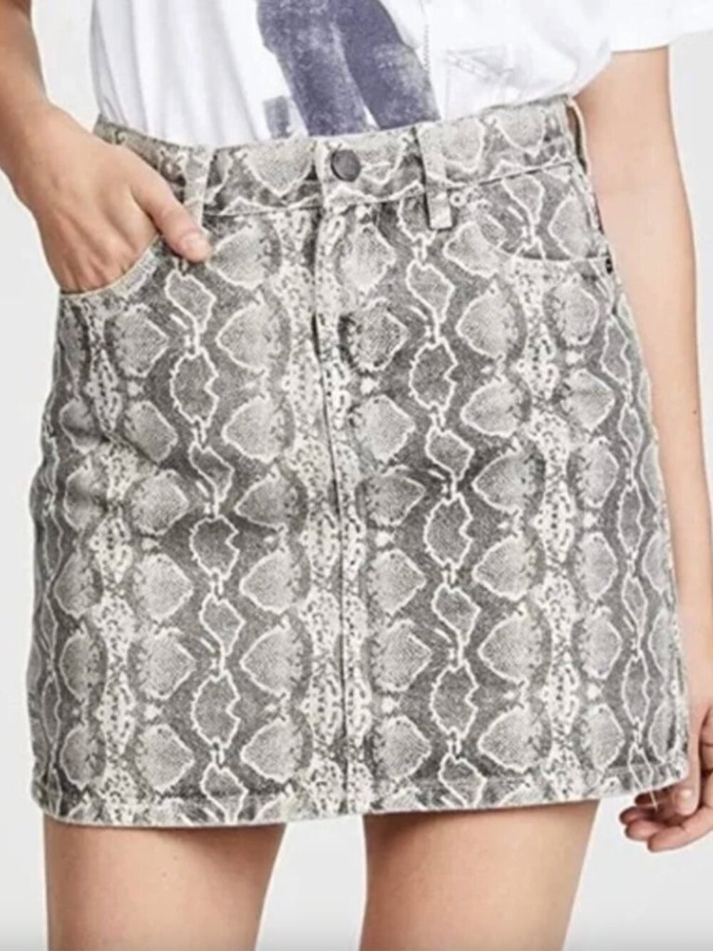 NEW NWT BLANKNYC BLANK NYC Jane Skirt Cream Gray Snakeskin High Waisted Mini 24